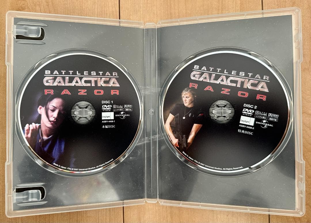 Battlestar Galactica DVDコレクターズボックス+RAZOR