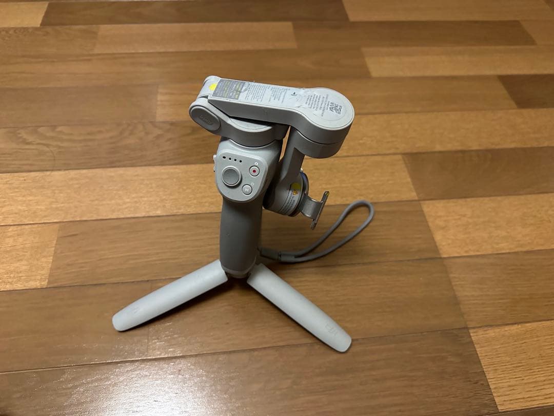 DJI OM 4 スマートフォンジンバル