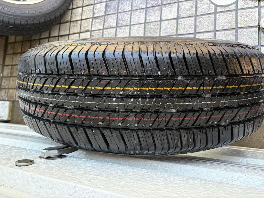 BRIDGESTONE 265/70R17 タイヤ 1本