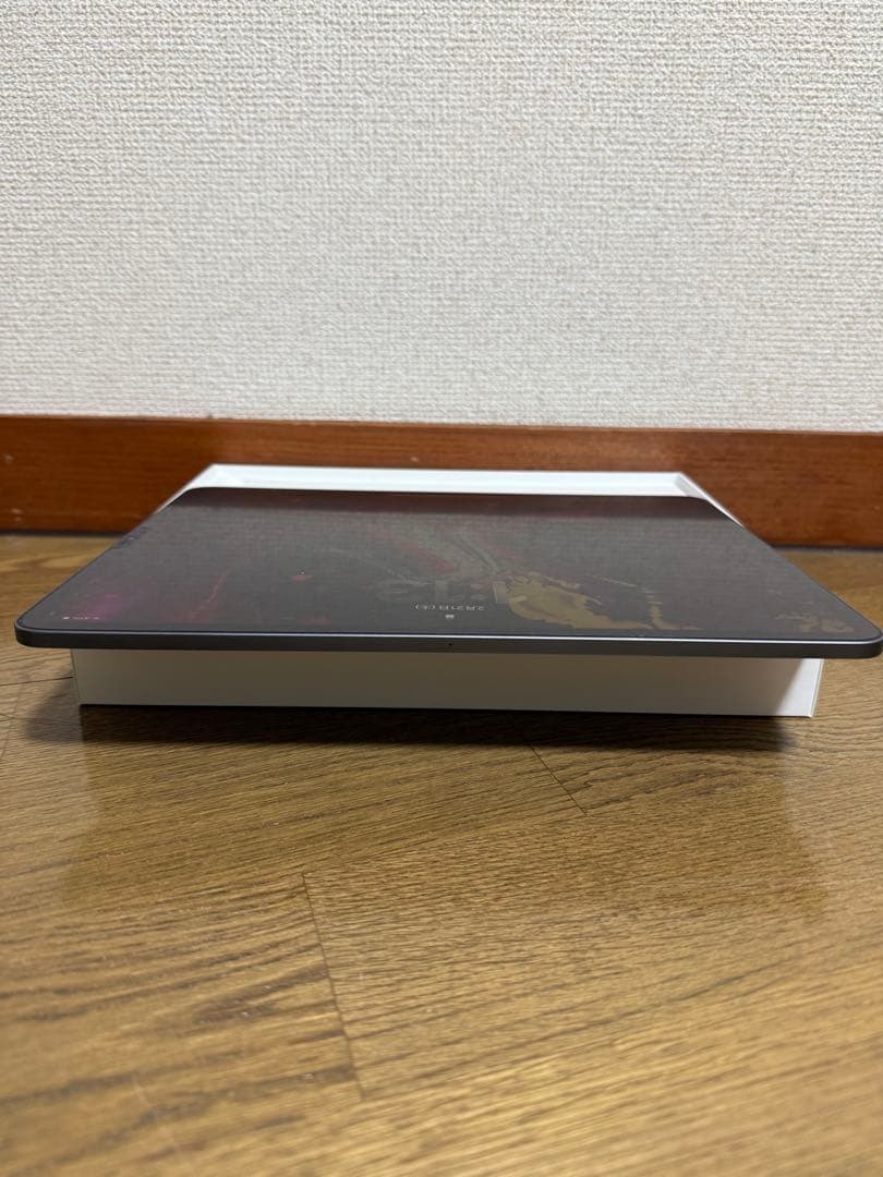 iPad Pro 12.9インチ (第3世代) スペースグレー、フルセット