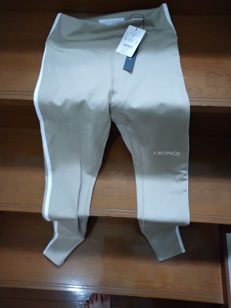 お値下げ❗クロノス DOUBLE STRIPES レギンスM