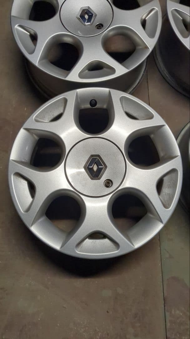 Renault 15インチ ホイール 4個セット