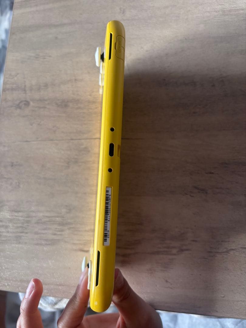 Nintendo Switch Lite イエロー 本体
