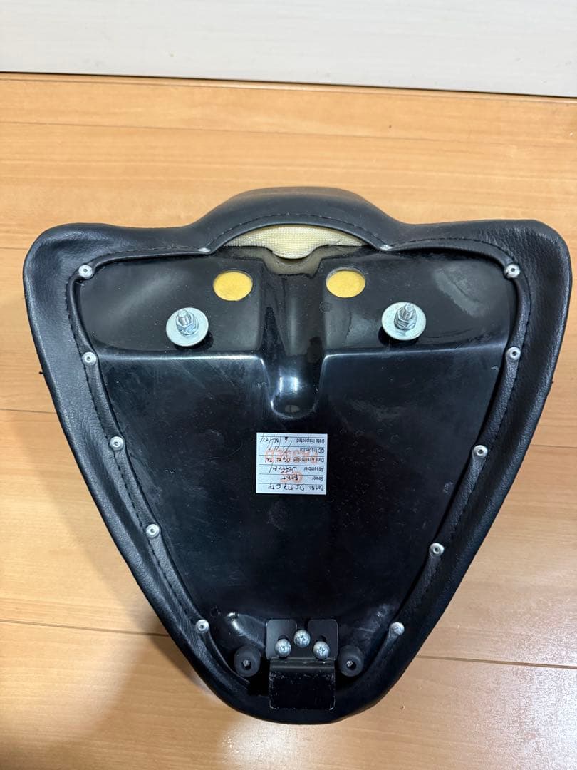 【超美品】ガレージT&F ドラッグスター400 ソロシート