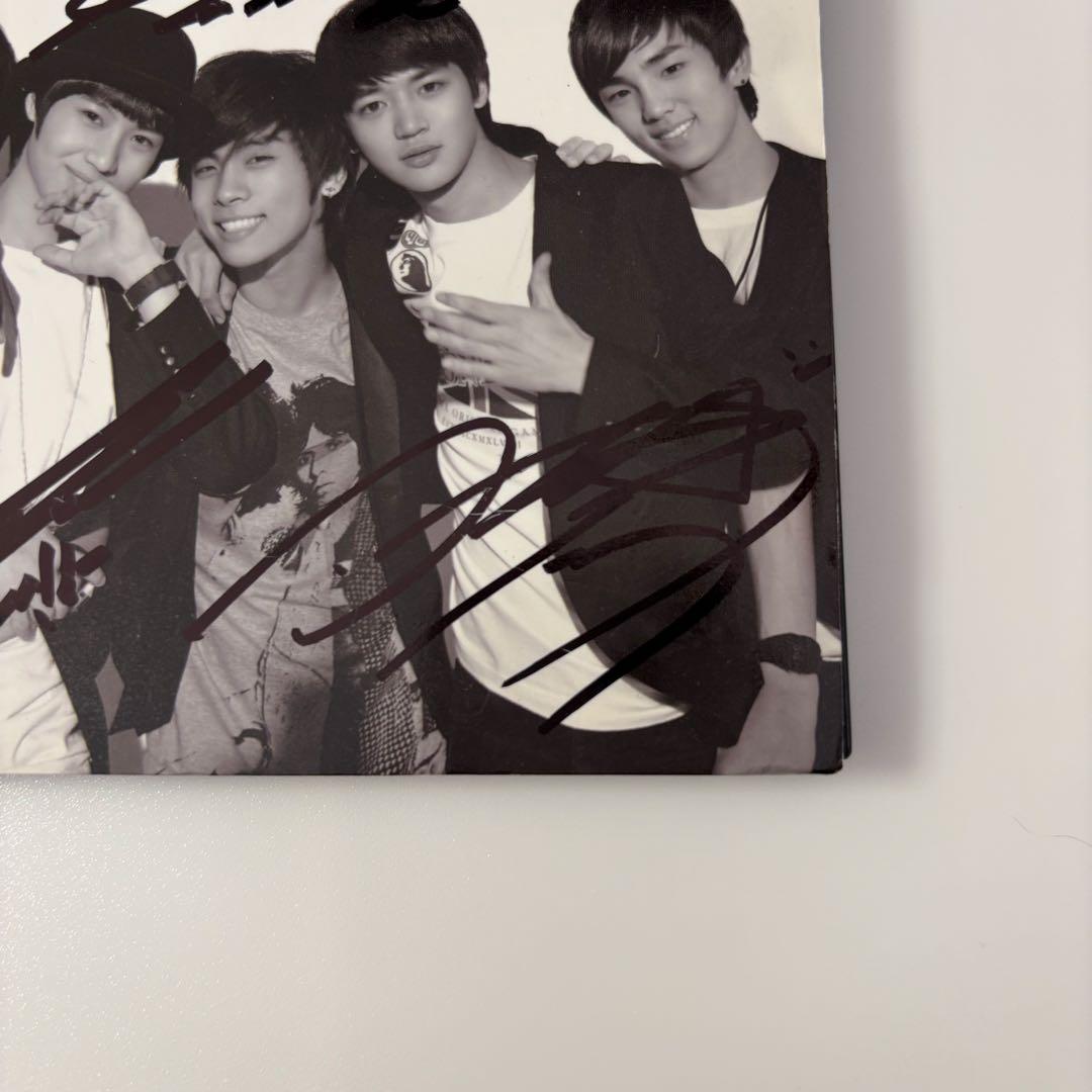 SHINee AMIGO 直筆サイン 全員 ジャケット＋歌詞カード 両面サイン