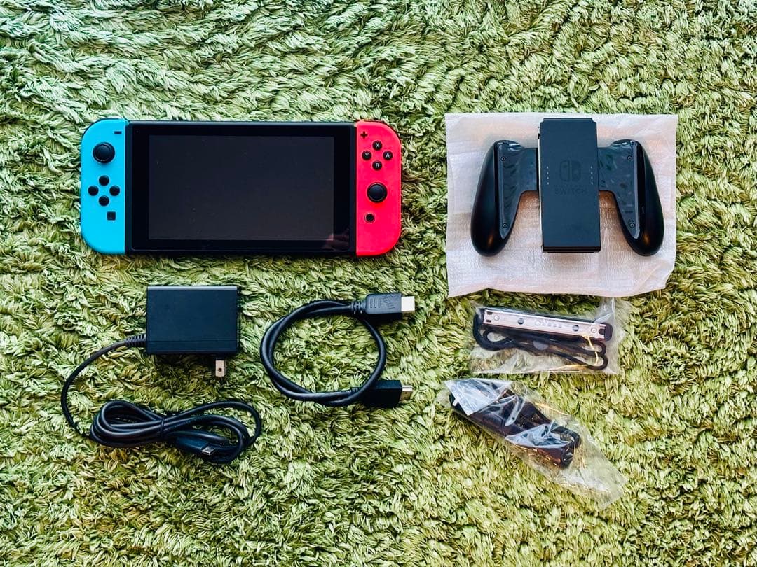 【程度極上】Nintendo Switch ネオンブルー/レッド 本体