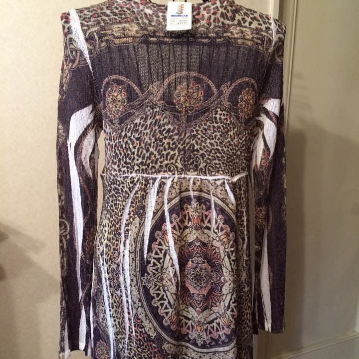 新品 ベルサーチ風 USAブランド カーディガン