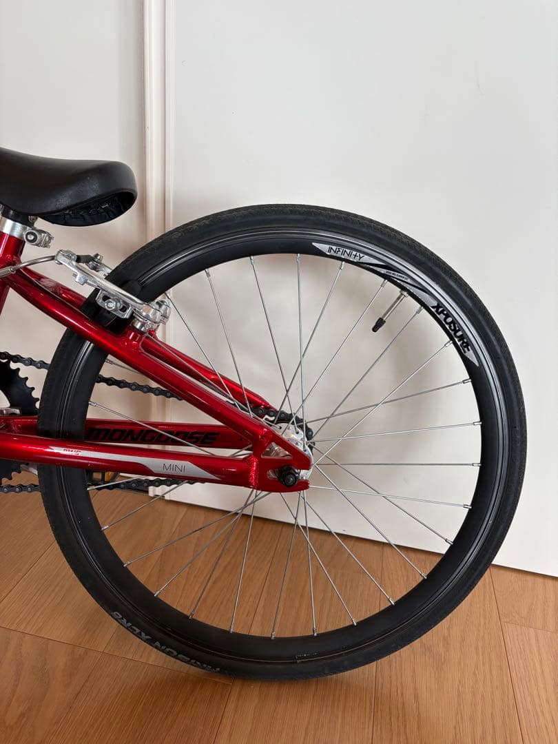 BMX自転車 アルミフレーム レッド/ブラック
