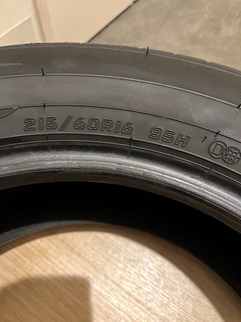送料込！24年製！ダンロップエナセーブRV505 215\60-16 1本のみ