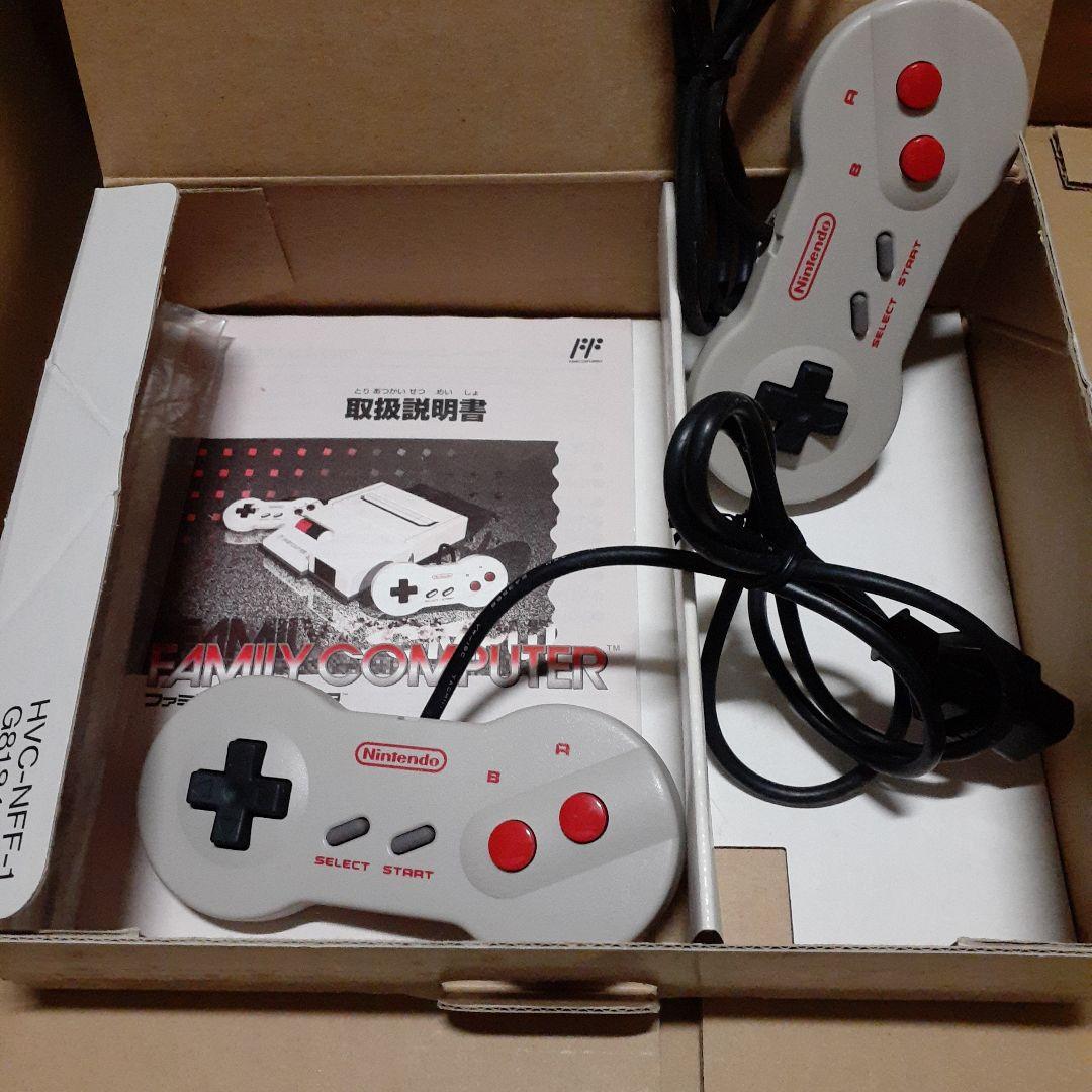 ニューファミコン本体　箱説明書付き