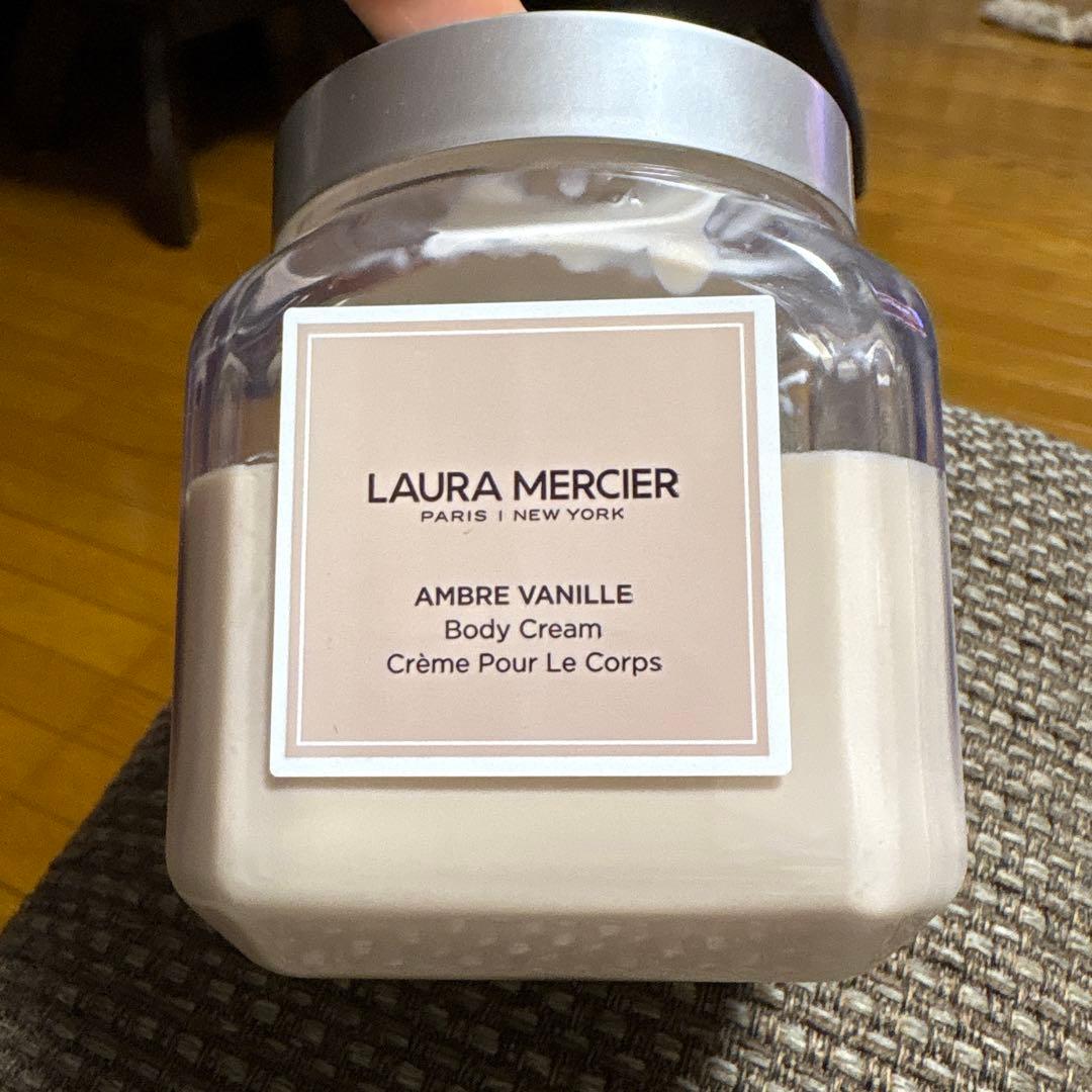 【値下】LAURA MERCIER AMBREVANILLEボディクリーム340