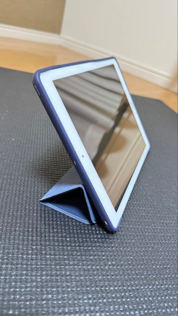 Apple iPad (第６世代) 32GB シルバー 本体