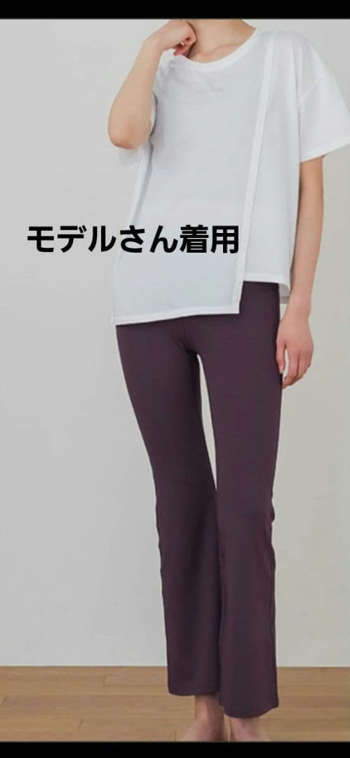 新品☆SUKALA☆レギンスsizeM（プラム色）+ヘムTシャツsizeL