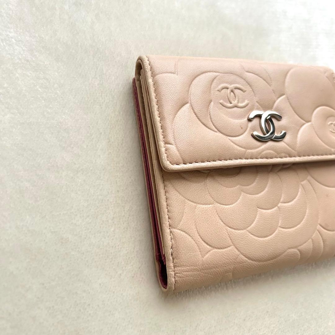 CHANEL シャネル 二つ折り財布 カメリア ココマーク