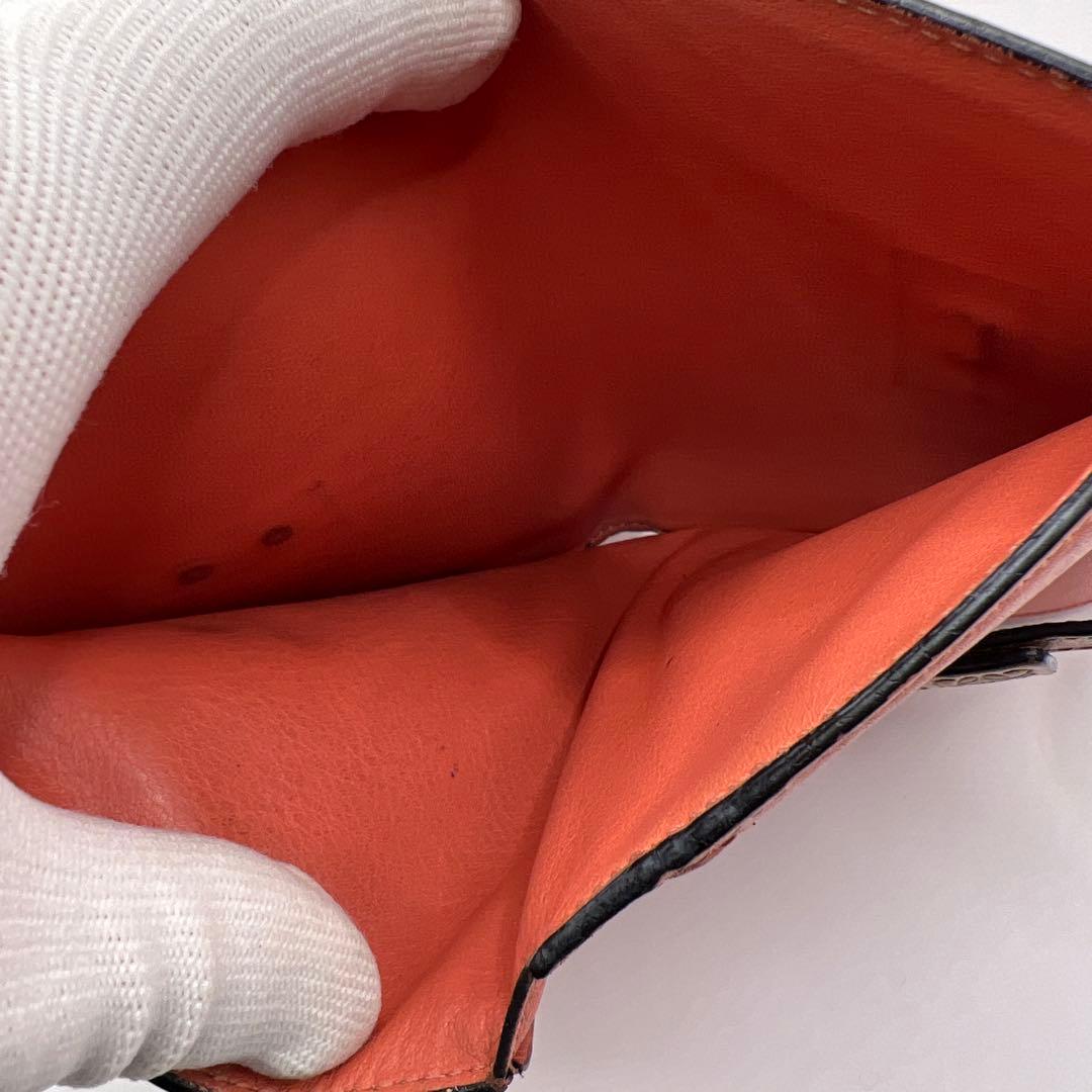 ✨美品✨ロエベ 二つ折り財布　パーティカルウォレット　アナグラム　スナップボタン