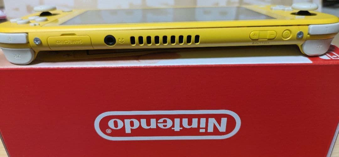 任天堂スイッチライト 中古品