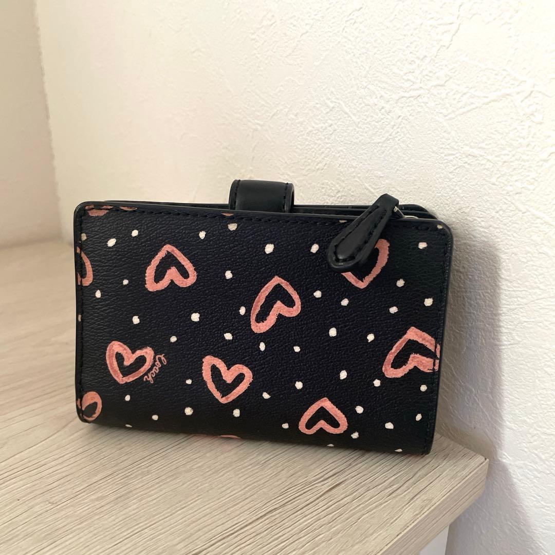【なっちゃん】COACH 財布 クレヨン ハート