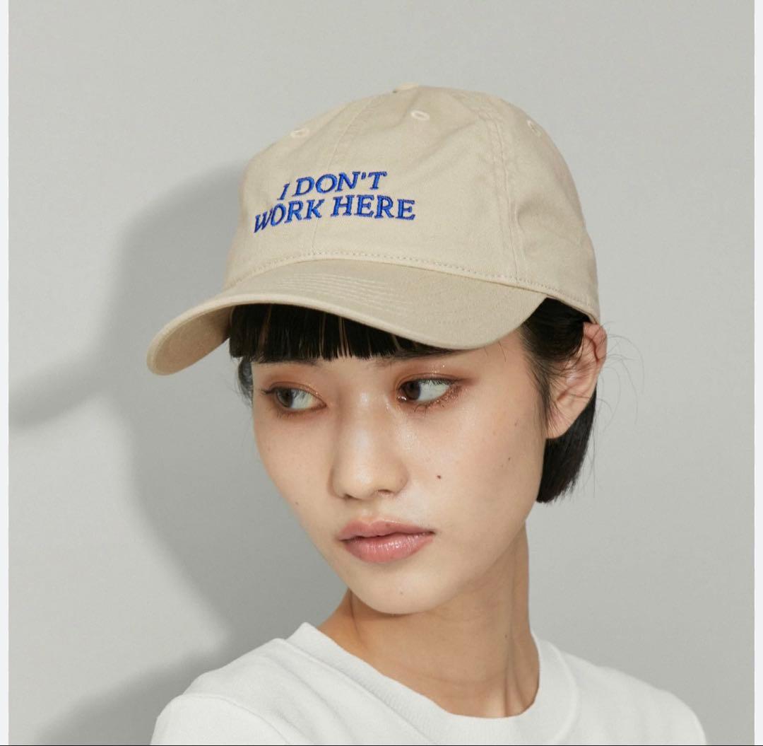 I DON'T WORK HERE IDEA BOOKS ベージュキャップ