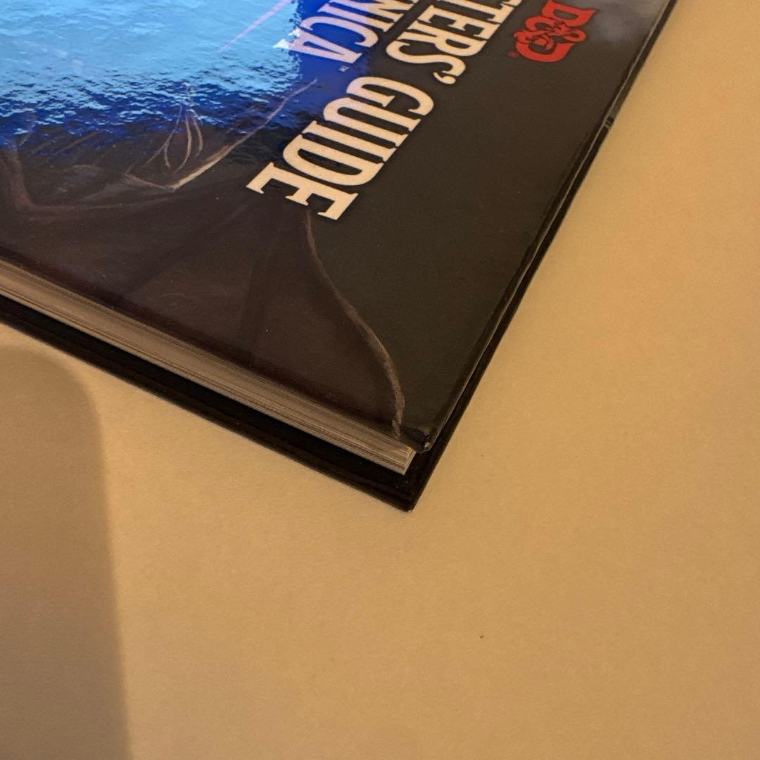 初版 D&D 5e Guildmasters’ Guide to Ravnica