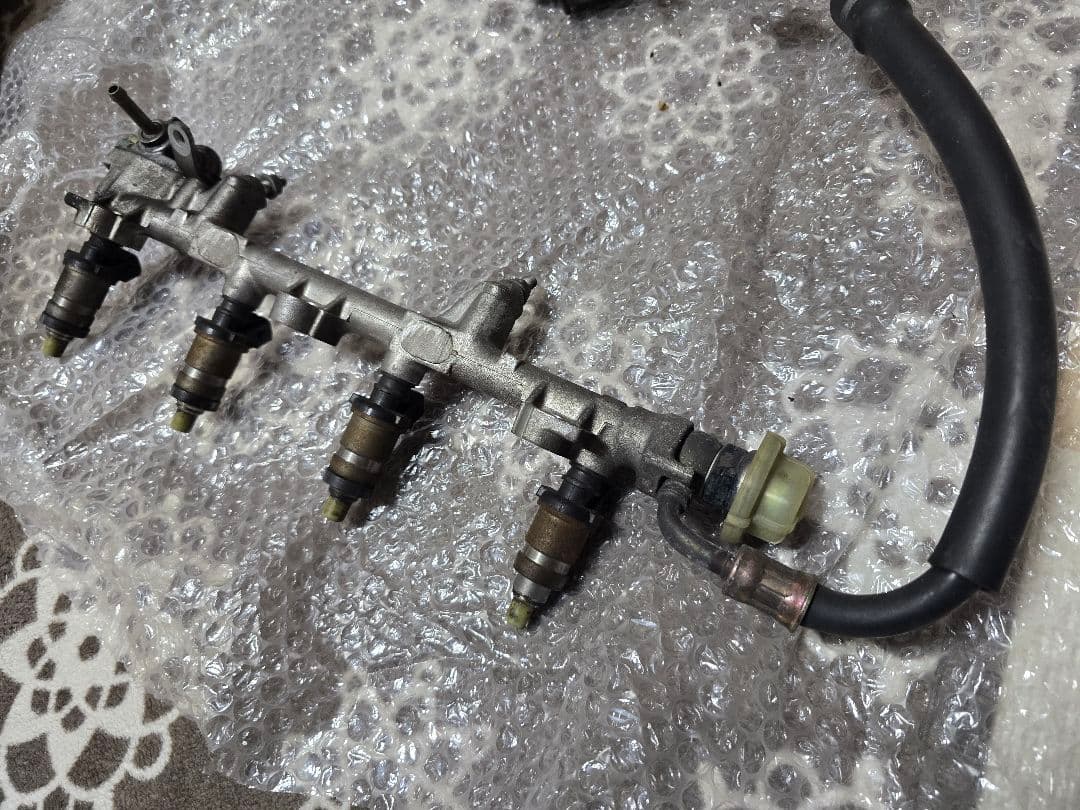 シビックEG　デリバリーパイプ、インジェクター、eacvバルブセット出品