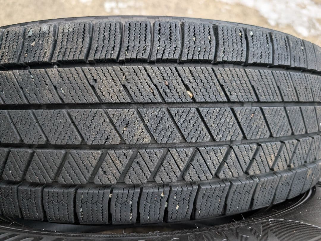 マキグソウマ　195/65r16 VRX3 スタッドレス4本
