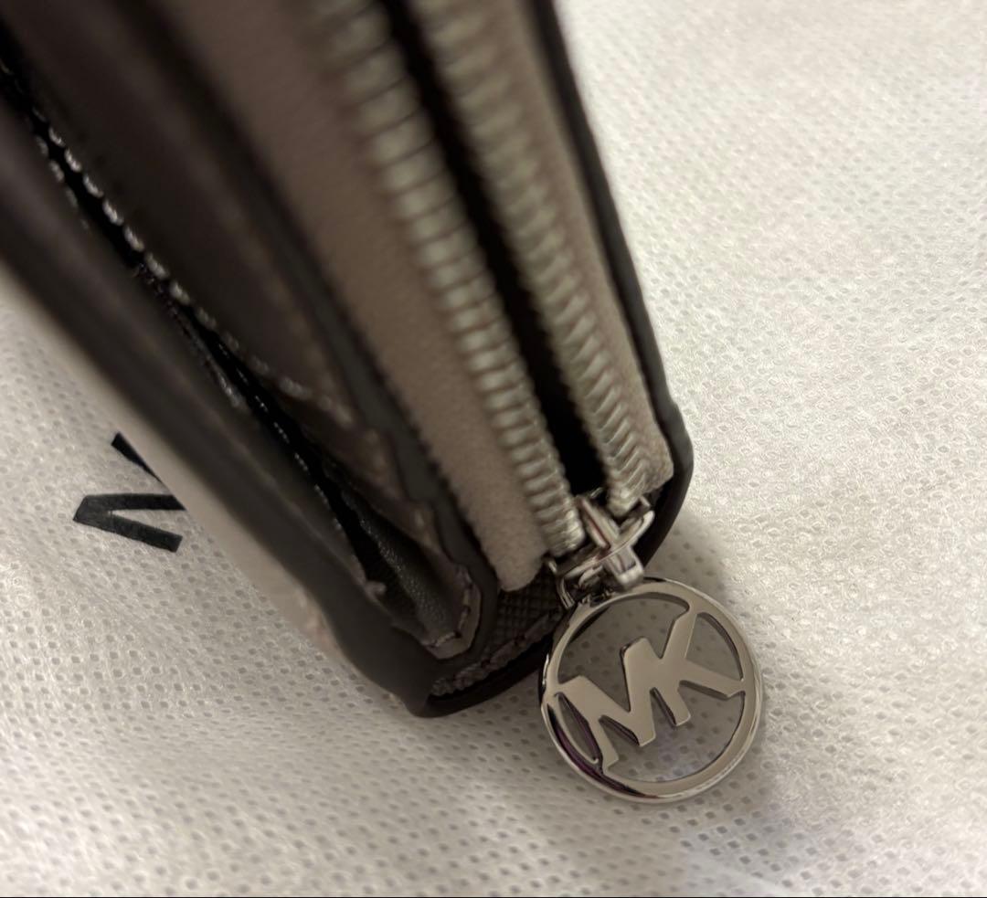 【新品】 MICHAEL KORSミニ財布