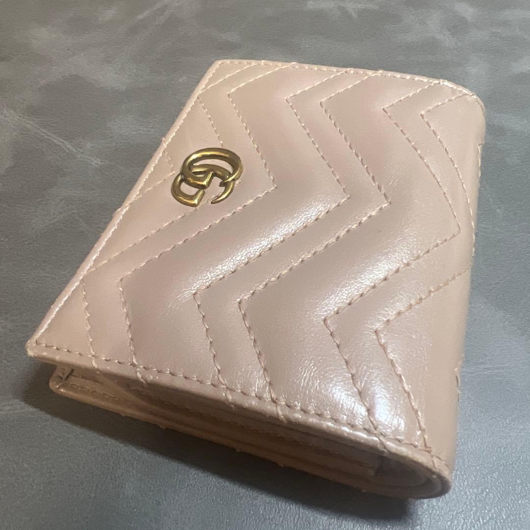 GUCCI 二つ折り財布 ggマーモント キルティング レディース