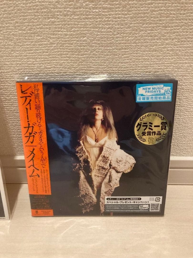 新品・未開封　レディーガガ　メイへム ジャパンデラックスエディション メガジャケ