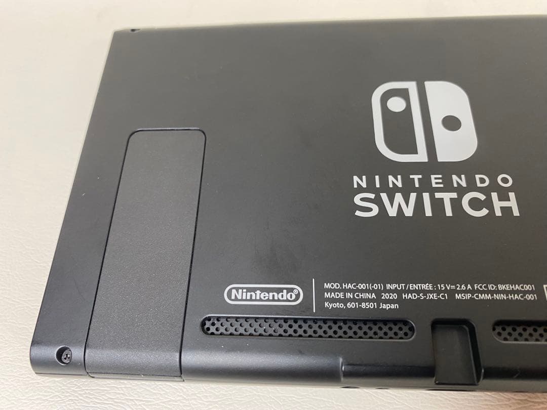 ニンテンドーswitch 本体のみ　美品　2020年製