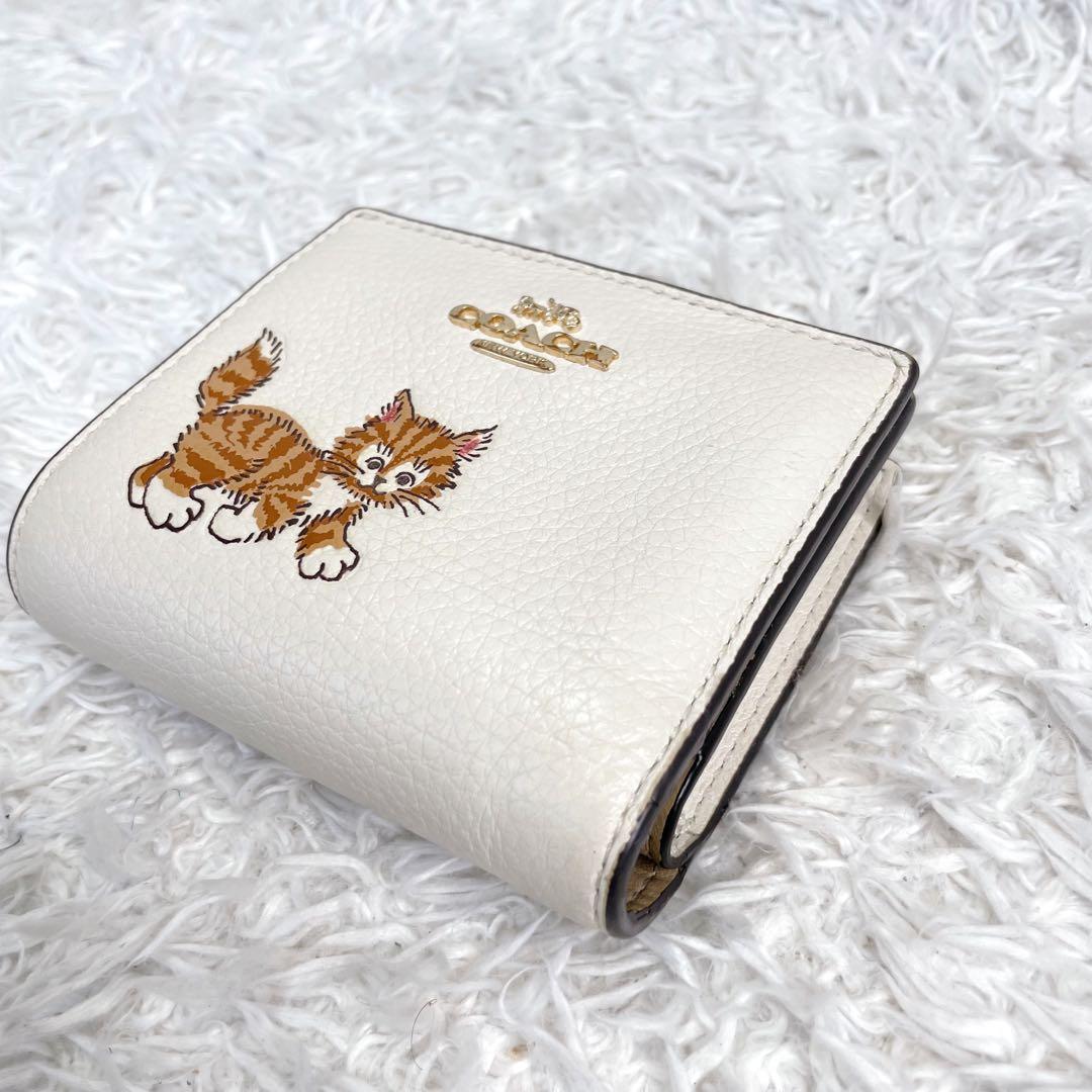 COACH 　コーチ 二つ折り財布　猫 レザー ダンシング キトゥン
