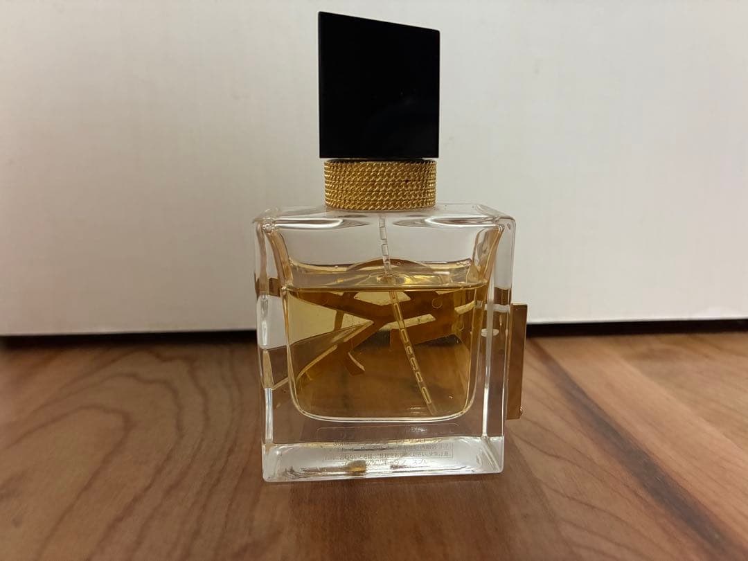 イヴサンローラン　リブレ　オーデパルファム　30ml