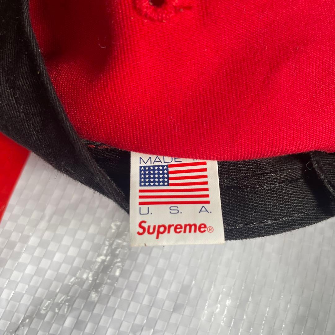 Supreme 赤 キャップ