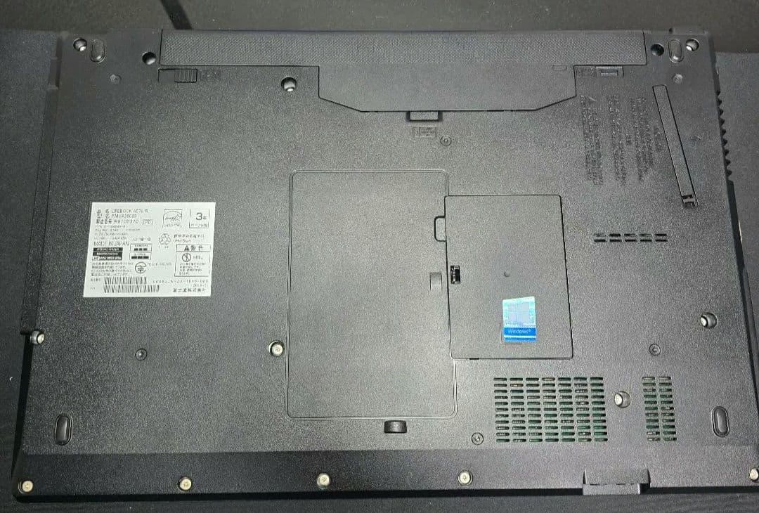 LIFEBOOK A576/15.6型/Core i5-6200U /Win11