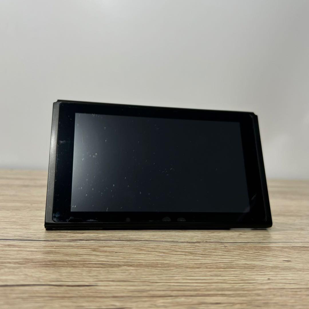 Nintendo Switch 本体 コントローラー 付属品 ケース D104