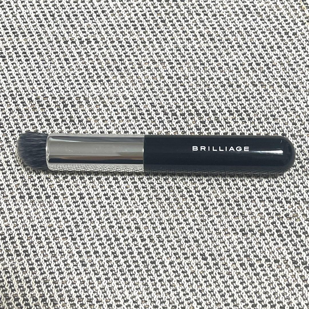 BRILLIAGE カモフラージュコンシーラーチーク01 & ブラシ　セット
