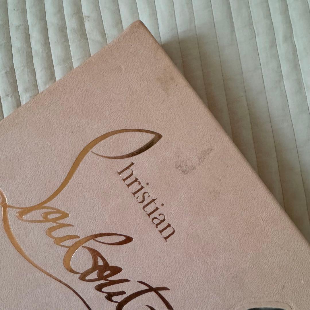 Christian Louboutin 20周年写真集