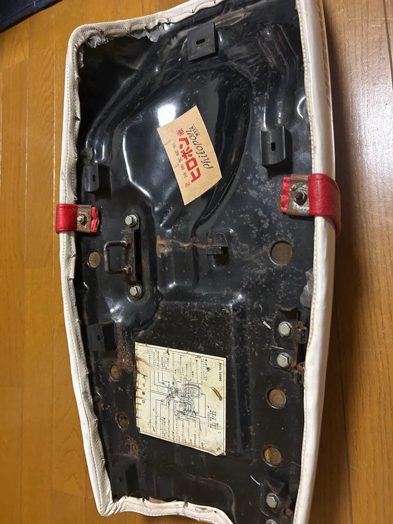 Z400FX シート エナメル　タックロール