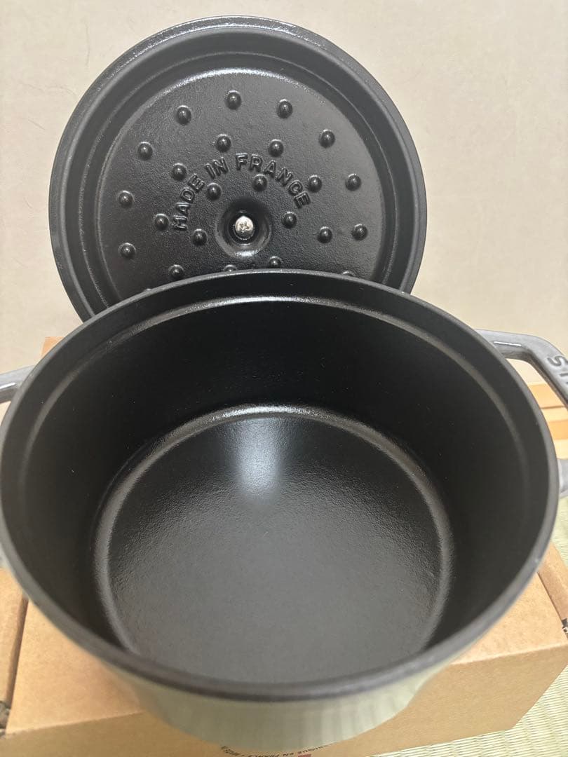 STAUB ストウブ ピコ・ココット ラウンド 18cm グレー