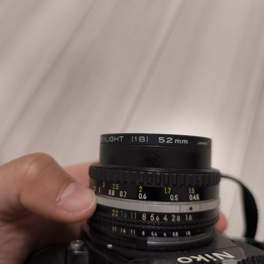 Nikon EM フィルムカメラ Nikon 52mmレンズ付き