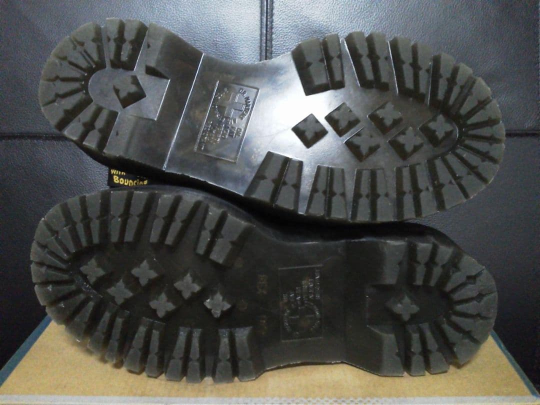 Dr.Martens JADON UK4 黒 厚底 8ホール サイドジップ