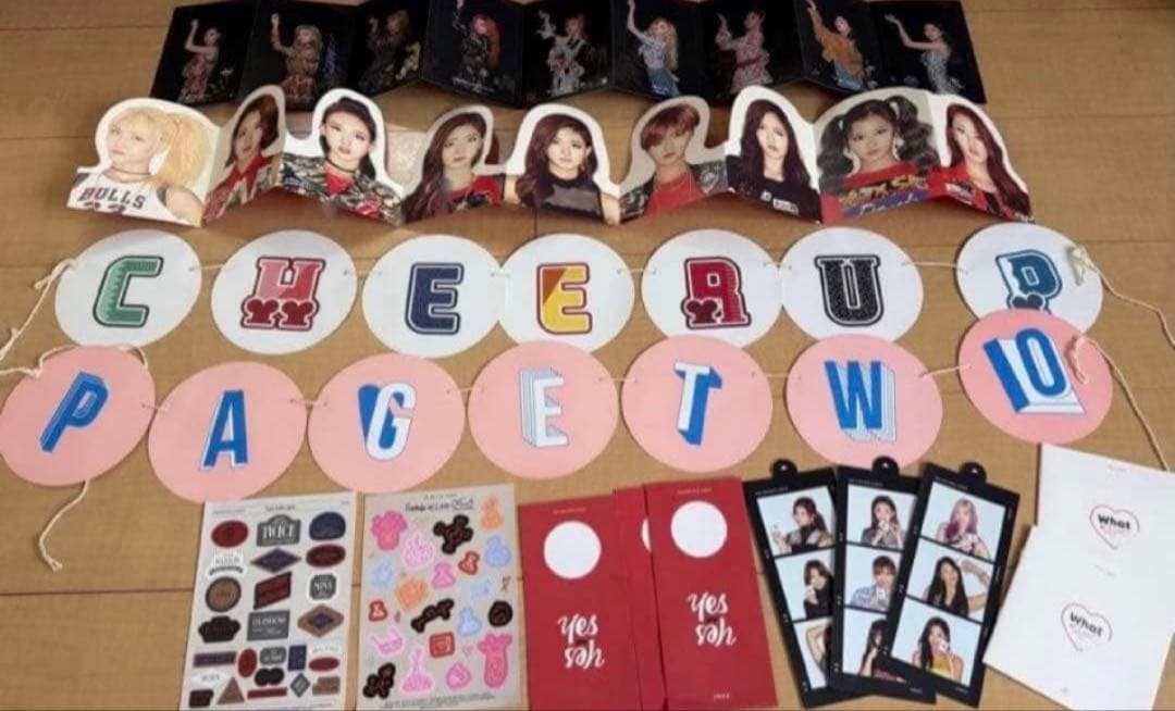 TWICE 韓国 アルバム CD 特典 おまけつき 全てつきます！