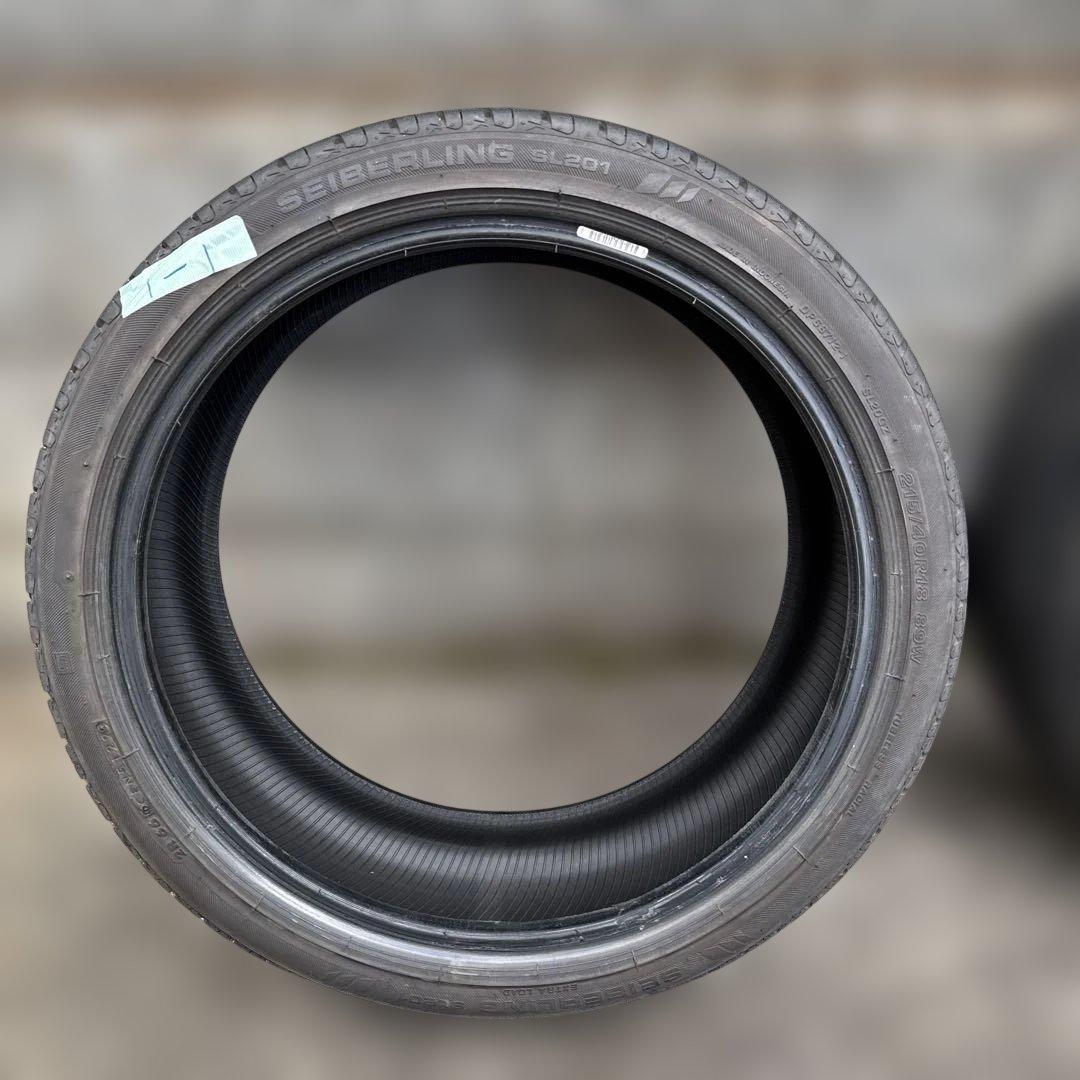 SEIBERLNG 215/40R18 2本　22年製　中古品　1