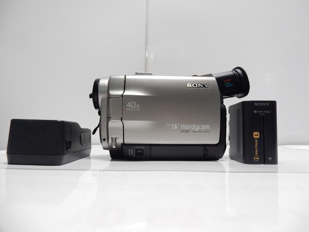 訳有り動作品　Mini DV　ソニーデジタルビデオカメラ　 DCR-TRV7