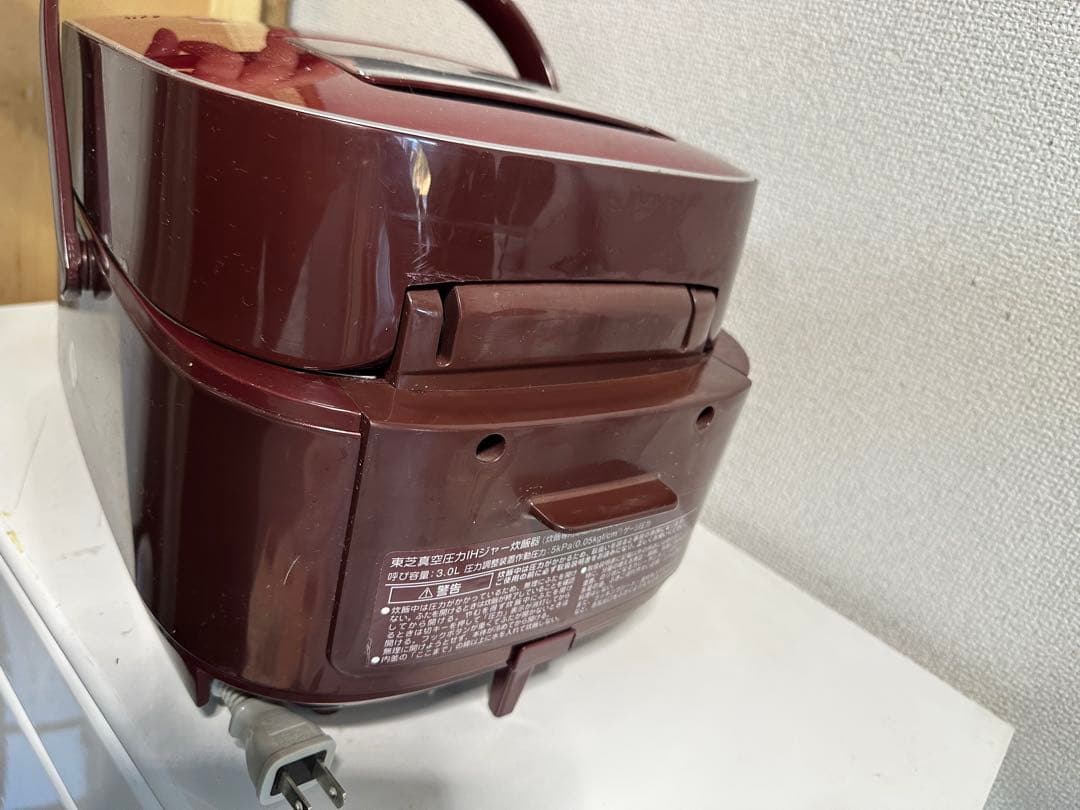 TOSHIBA RC-10VXL東芝真空圧力炊飯器 本丸釜 動作保証　5.5合