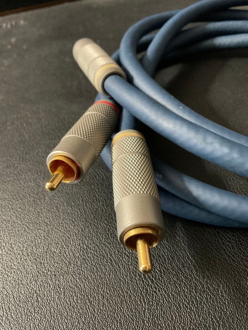 ハ*ツ様 Accuphase RCAケーブル 1.0m x 2本　中古