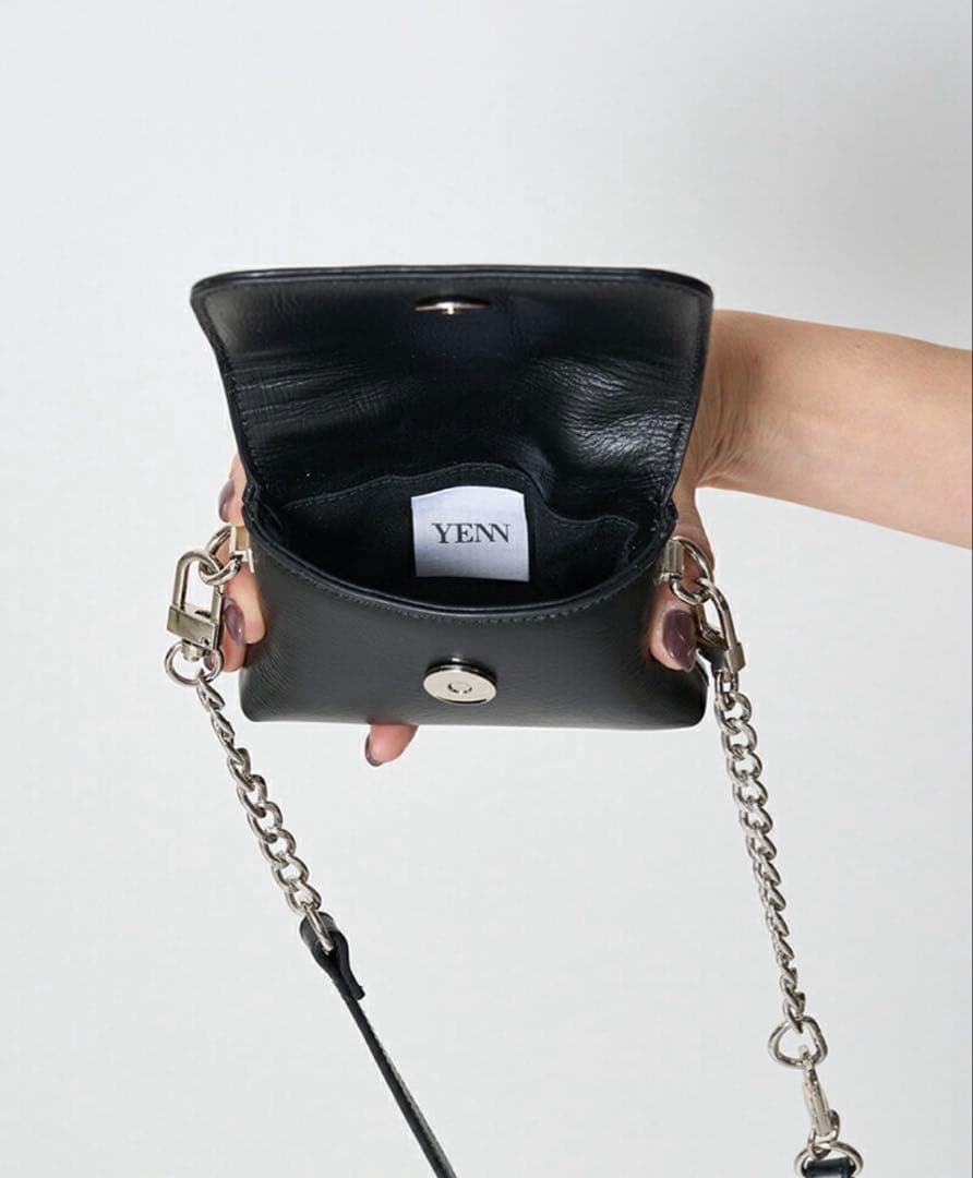 新作《YENN》 CHAIN BELT POUCH チェーンベルトポーチ