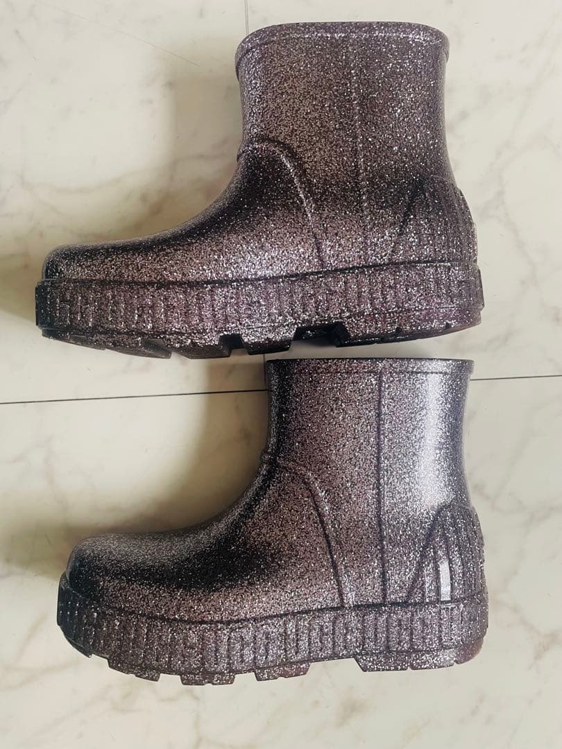 UGG レインブーツ