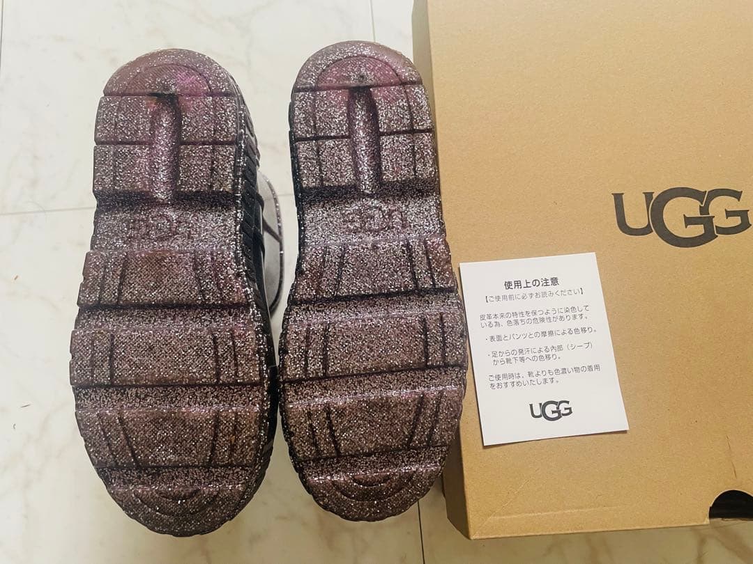 UGG レインブーツ