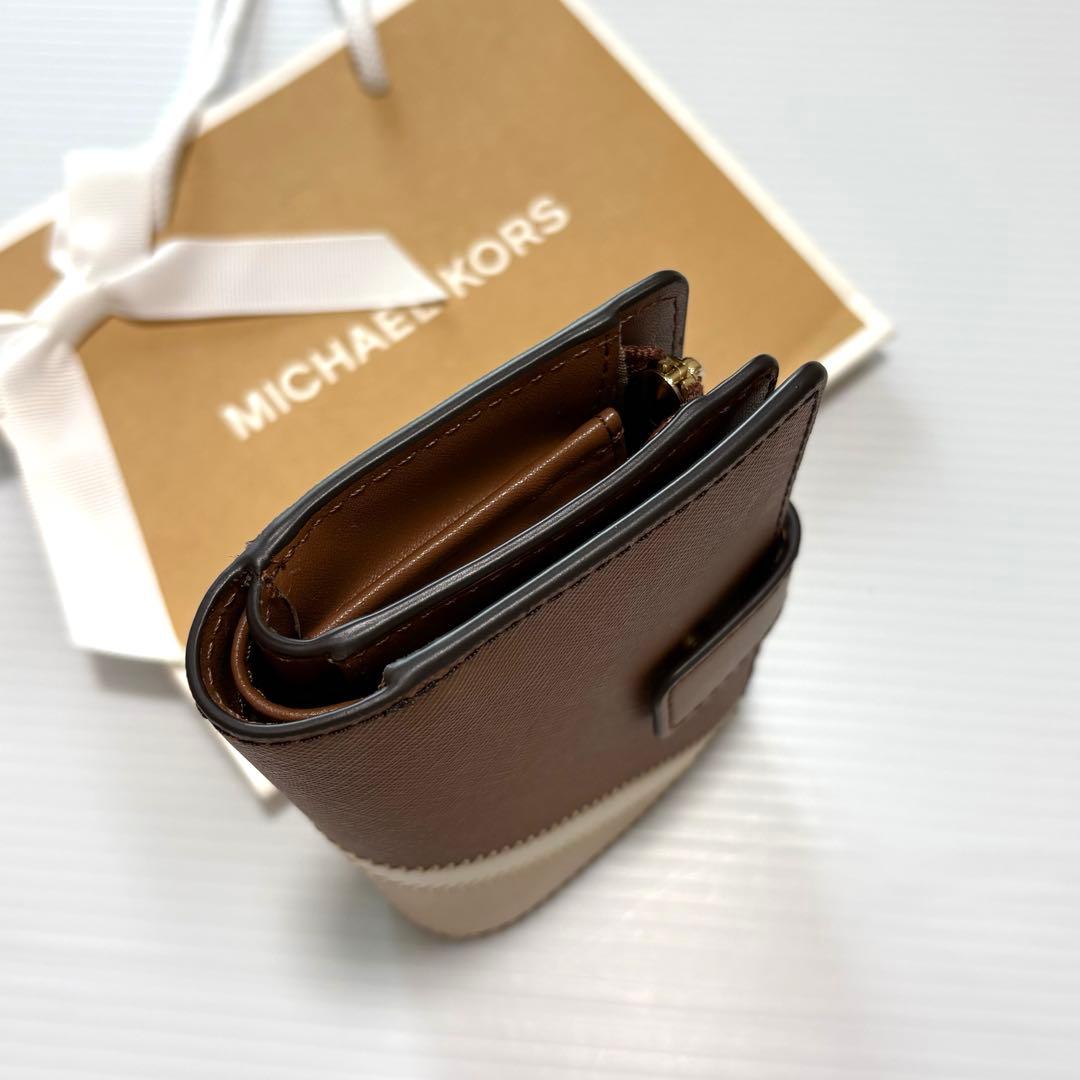 ⭐︎ 【新品、未使用品】かわいい♡マイケルコース 2つ折り財布　バイカラー