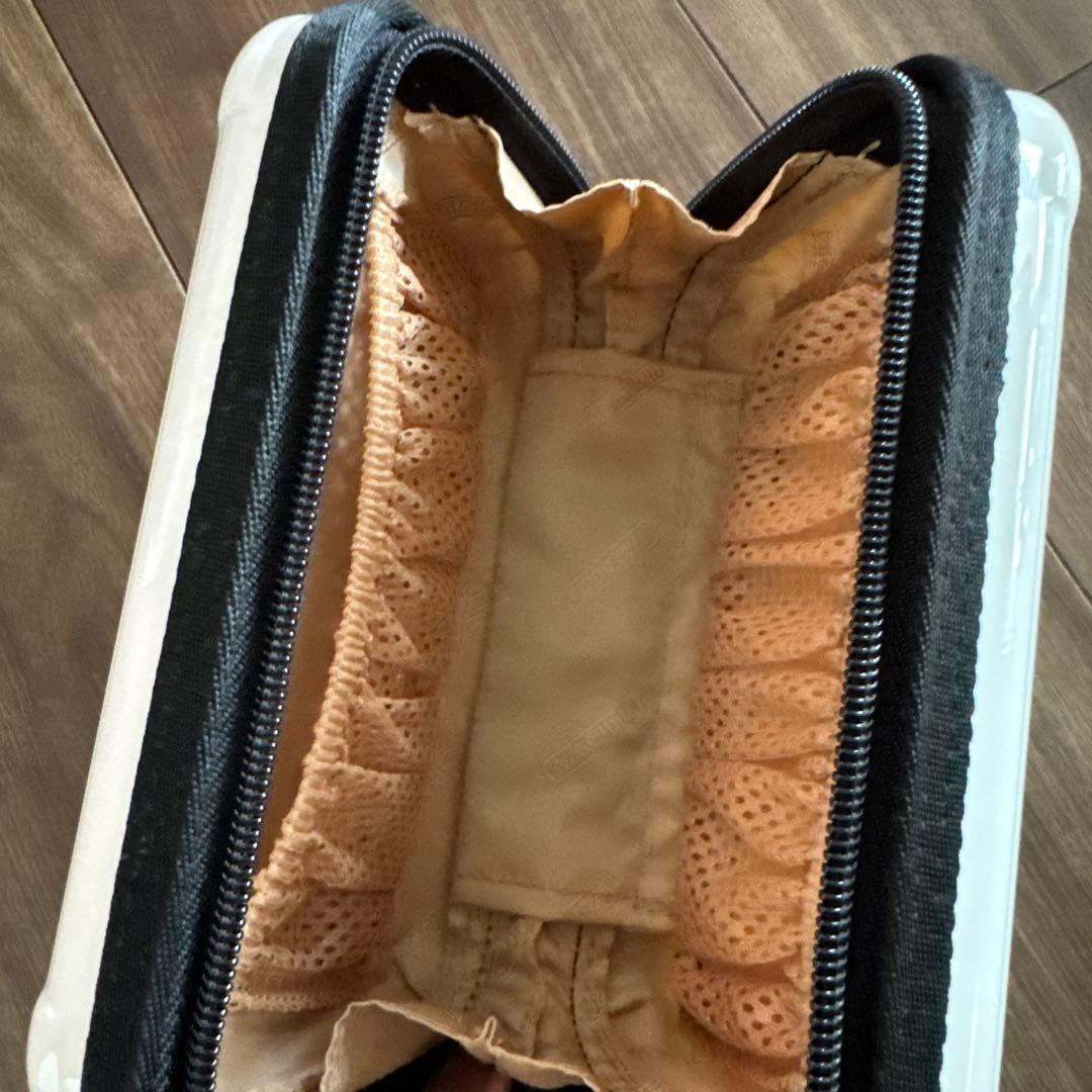 RIMOWA ホワイト トラベルポーチ アメニティポーチ　未使用